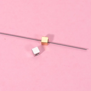 4mm mirror polished stainless steel cube beads in gold and silver for DIY jewelry