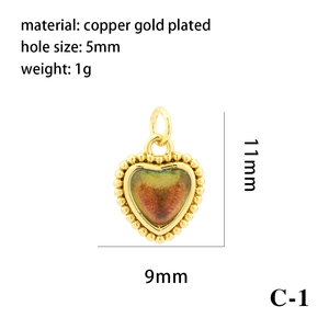 18K vergulde koperen hartvormige hanger met kleurrijk kristal en 5mm gaatje