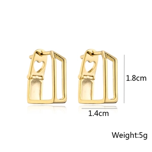 Orecchini geometrici rettangolari placcati oro 14K con intaglio a cuore, 1,8 x 1,4 cm