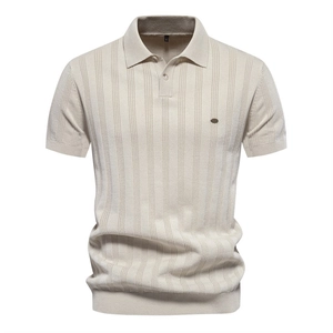 Kurzärmliges Strick-Poloshirt für Herren in Hellbeige mit klassischem Kragen und Textur