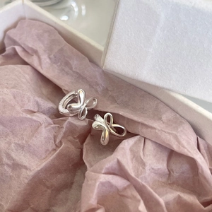 Minimalist 925 sterling silver butterfly earrings in romantic gift box packaging