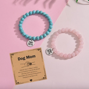 Ensemble de bracelets en perles Dog Mom avec breloques gravées sur carte