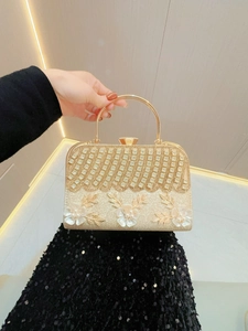Elegante goldene Abendtasche mit floralem Perlendekor und Strasssteinen für Hochzeiten