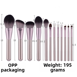 Detailed size specifications for the 12-piece soft makeup brush set in purple lilac