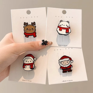Lot de quatre jolies broches de Noël avec renne, ours, bonhomme de neige et Père Noël