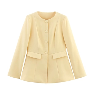 Slim-Fit cremegelbe Damenjacke mit Rundhalsausschnitt und einreihiger Knopfleiste