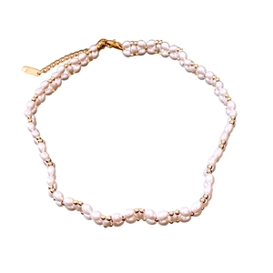 Collier de perles plaqué or 18 carats de style français avec fermoir mousqueton élégant