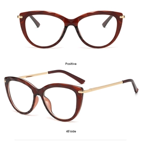 Vista frontale e laterale di occhiali cat eye tartarugati marrone rosso con aste dorate
