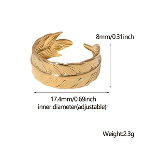 Anello piuma in acciaio al titanio placcato oro 18K regolabile con fascia da 8mm