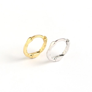 Minimalist S925 sterling silver twisted hoop earrings in gold and silver finishes