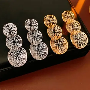 Triple Runde Hohl Filigran Hängeohrringe Mit Silbernem Ohrstecker Kupfer Geometrischer Schmuck Für Damen