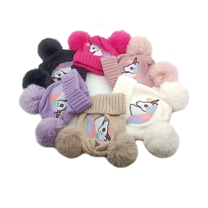 Bonnet Tricoté D'Hiver Pour Enfants Double Pompon En Fausse Fourrure Broderie Licorne Acrylique Chaud Pour Fillettes