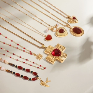Vintage Heart Cross Pendant Necklace Stainless Steel Red Agate 18K Gold Plated Waterproof Elegant Jewelry For Women Retro