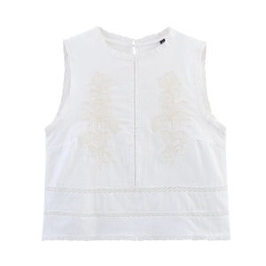 French lace patchwork sleeveless top and skirt set in white breathable cotton