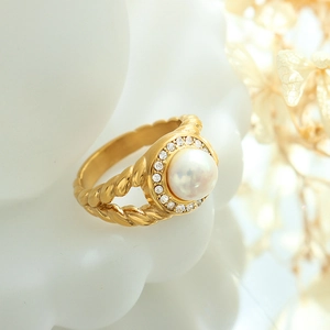 French style 18K gold plated titanium ring with freshwater pearl and zircon accents