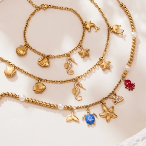 Set di gioielli placcati in oro 18k con ciondoli marini cavalluccio marino stella e perle