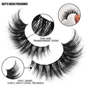 7 pairs of voluminous cat-eye false eyelashes with clear bands for a natural bold look