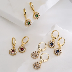 Flower Pendant Huggie Hoop Earrings 18K Gold Plated Copper Colorful Zircon Sparkling Jewelry For Women