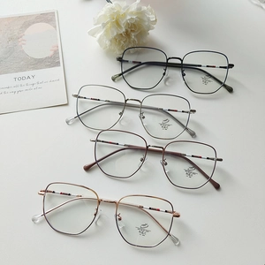 Ultralight vintage round eyeglasses with anti-blue light and UV400 protection lenses