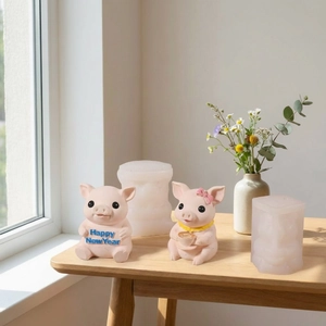 3D piggy silicone mold for DIY handmade candles and plaster statues with festive pig designs