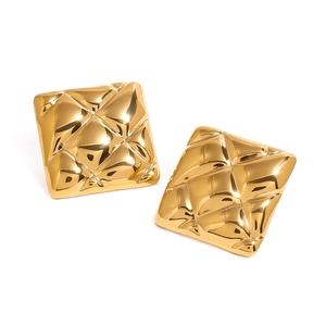 Classic 18k gold plated stainless steel square earrings with quilted texture design