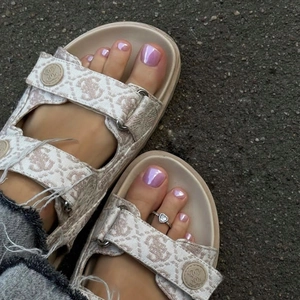 Toe Press On Nails Light Purple Pearlescent Solid Color Detachable Glossy ABS Square Round Foot Fake Nails