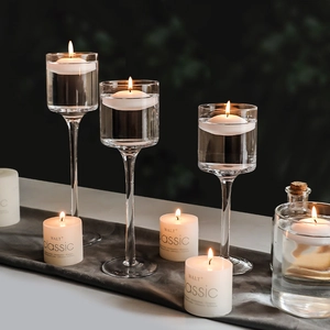 Portacandele a calice in vetro in stile europeo con candele galleggianti per cene romantiche