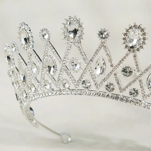 Elegant silver Baroque bridal tiara with sparkling crystal rhinestones and royal design