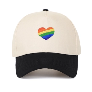 Berretto da Baseball Multi Pannello a Contrasto con Ricamo Cuore Arcobaleno Retro Hip Hop Trucker Hat Regolabile in Cotone Snapback Unisex Protezione Solare Outdoor