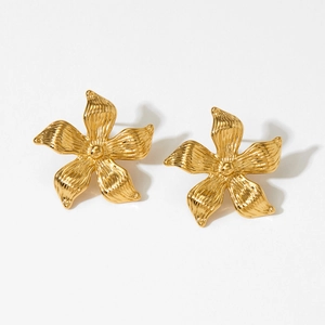 Boucles d'oreilles fleurs dorées avec motif radial détaillé en acier inoxydable 316