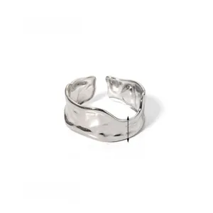 Detail of 6mm textured silver stainless steel ring with 2.8g weight specifications