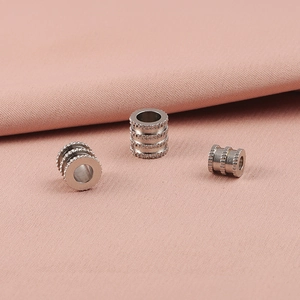 Trois perles en acier inoxydable argenté avec texture maillée pour bijoux DIY