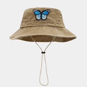 Bob en coton kaki avec broderie de papillon bleu et cordon de serrage réglable