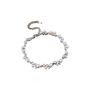Elegant irregular zircon and pearl bracelet with vintage silver-tone geometric design