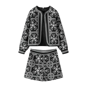 Women Contrast White Daisy Embroidery Ethnic Long Sleeve Jacket And High Waist Shorts Fashion Casual Woven Streetwear