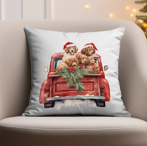 Housse de coussin de Noël avec golden retrievers dans un camion rouge vintage sur canapé