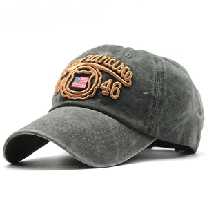 Berretto da baseball vintage in cotone grigio scuro con ricamo San Francisco e bandiera