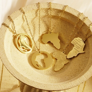 Africa Mappa Pendente Collana Acciaio Inossidabile Nomi Di Città Incisi Design Cavo Gioielli Mappa Del Mondo Uomini Donne