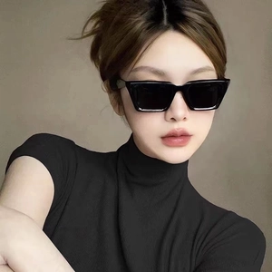 Classic square oversized black sunglasses with premium frames for a trendy minimalist look
