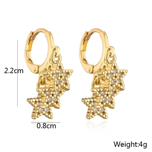 Detailed size chart for 18K gold plated star earrings with zirconia, 2.2cm height and 0.8cm width