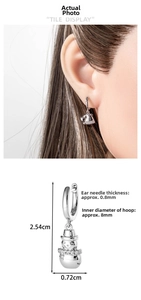 Detailed size chart for snowman earrings with exact dimensions for diameter and length