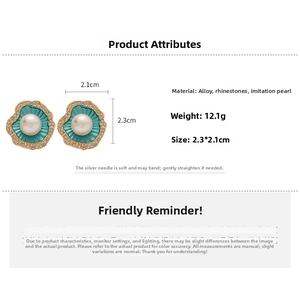 Détails des boucles d'oreilles coquillage bleu avec perles et strass, 2,3x2,1 cm