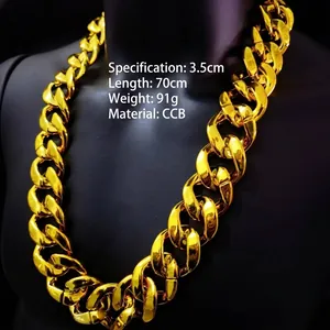 Detail view of a 3.5cm wide golden CCB plastic hip-hop chunky chain necklace