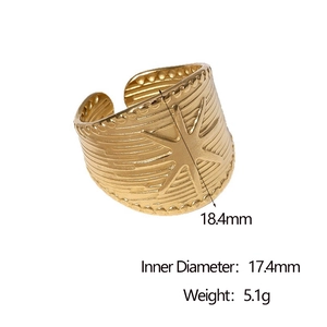 Wide gold-plated stainless steel starburst ring with detailed measurement specifications