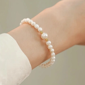 Elegantes Künstliches Perlenarmband Im Natürlichen Stil Für Damen Leichter Luxus Kupfer Perlen Schmuck Für Hochzeit Party Alltag