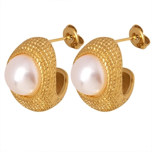 French vintage C-shaped gold plated titanium earrings with textured metal and pearls