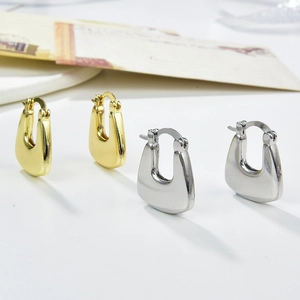 Orecchini a cerchio quadrati cavi lucidi in finitura oro e argento di tendenza