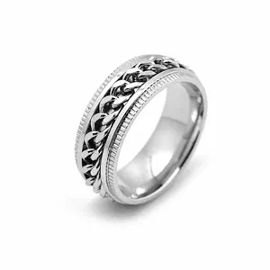 Herren-Spinner-Ring aus Titanstahl mit einem stilvollen Panzerketten-Inlay-Design