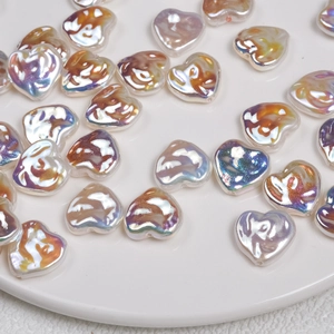 Irregular heart shaped baroque style pearl beads with iridescent finish for DIY jewelry