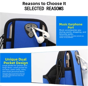 Dettaglio della fascia da braccio blu sportiva con due tasche e foro per auricolari